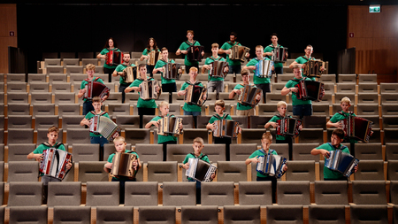 Orkester harmonikarjev Janeza Leks¦îeta - Mala princeska [Foto utrinek 9]